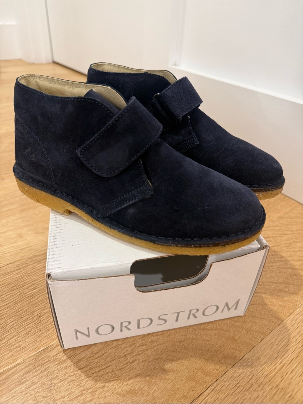 Naturino Navy Suede Casual Boots for Boys NWOT